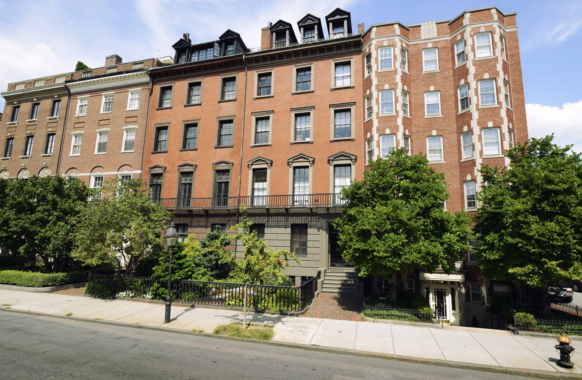 A row of Boston brick residential buildings